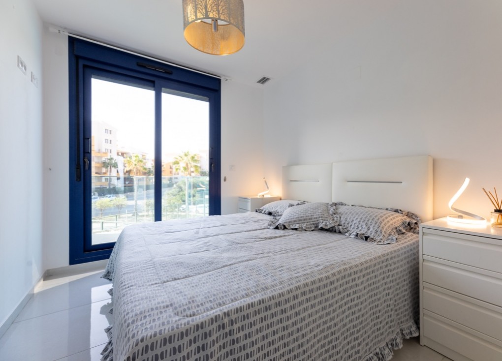 Återförsäljning - Lägenhet - Punta Prima