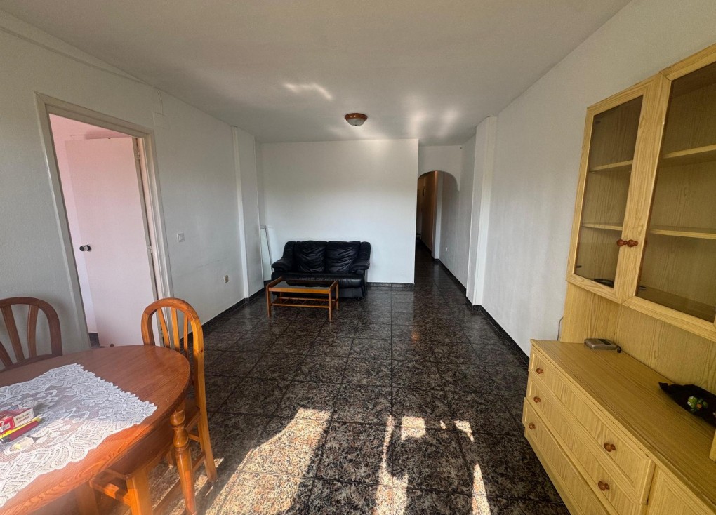 Återförsäljning - Lägenhet - Torrevieja - Acequion