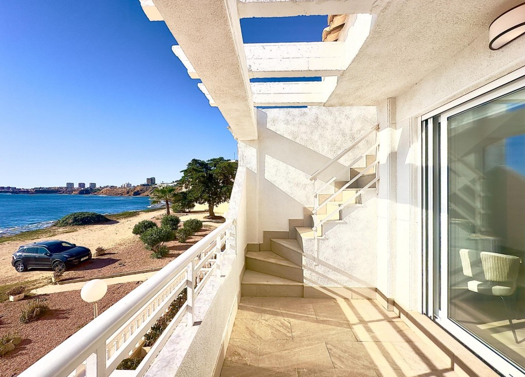 Återförsäljning - Lägenhet - Torrevieja - Cabo cervera