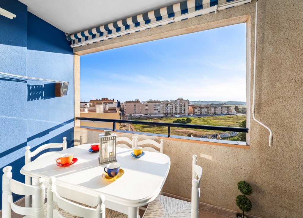Återförsäljning - Lägenhet - Torrevieja - LA MATA