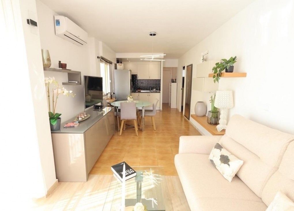 Återförsäljning - Lägenhet - Torrevieja - La veleta