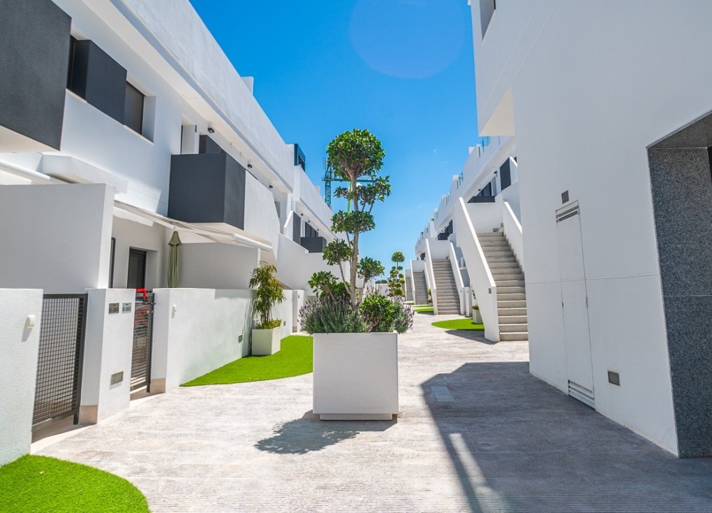 Återförsäljning - Lägenhet - Torrevieja - Los Balcones