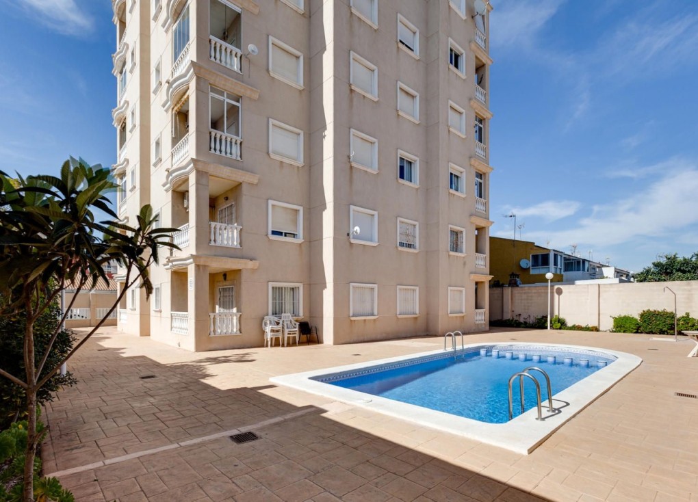 Återförsäljning - Lägenhet - Torrevieja - Nueva Torrevieja