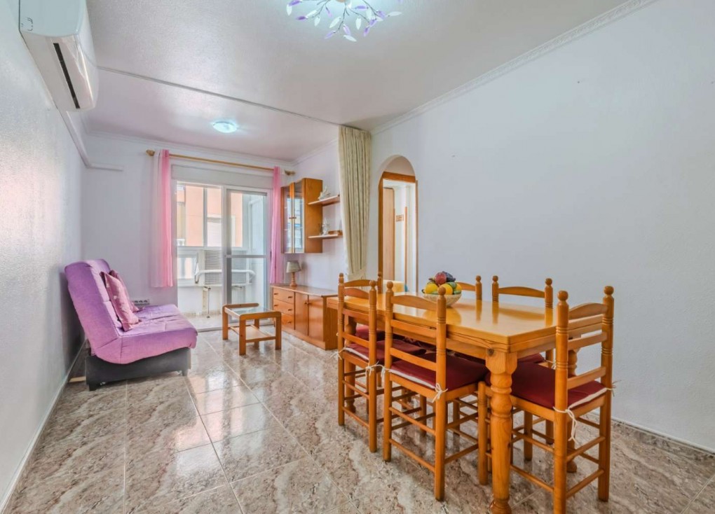 Återförsäljning - Lägenhet - Torrevieja - Playa del Cura