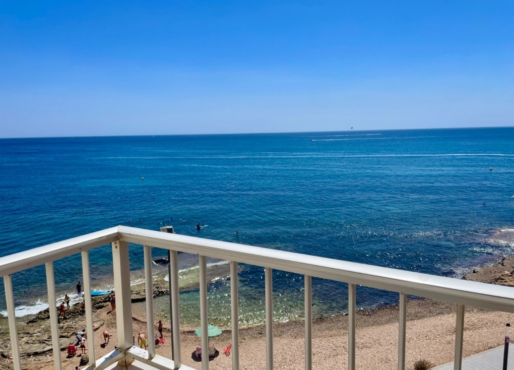 Återförsäljning - Lägenhet - Torrevieja - Playa del Cura