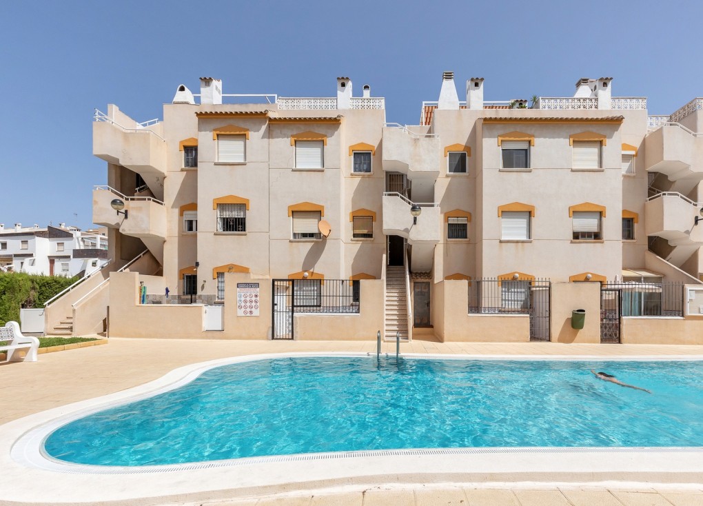 Återförsäljning - Lägenhet - Torrevieja - Rocio del Mar
