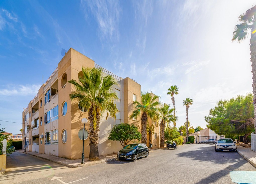 Återförsäljning - Lägenhet - Torrevieja - San Luis