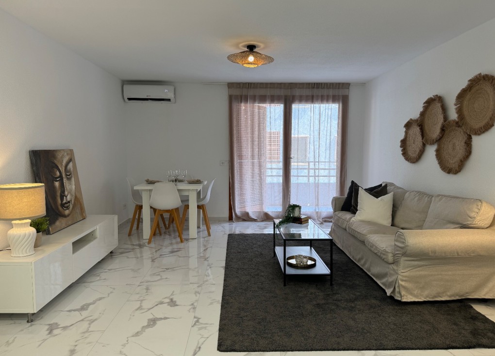 Återförsäljning - Lägenhet - Torrevieja