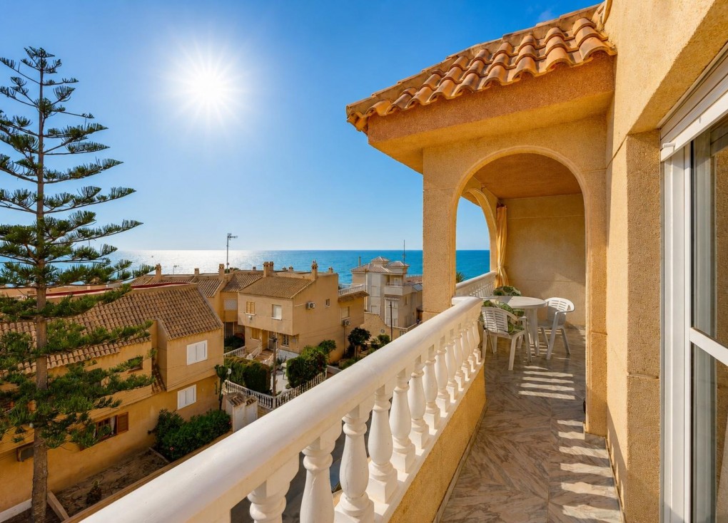 Återförsäljning - Lägenhet - Torrevieja