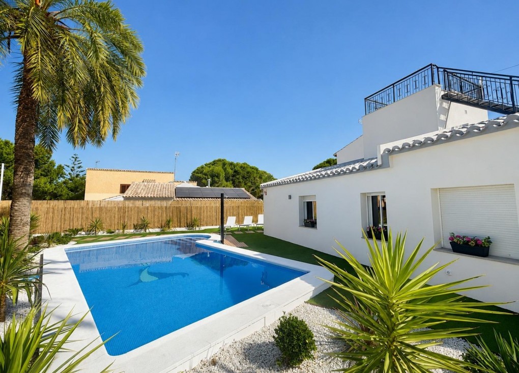 Återförsäljning - Parhus/Radhus - Orihuela Costa - Punta Prima