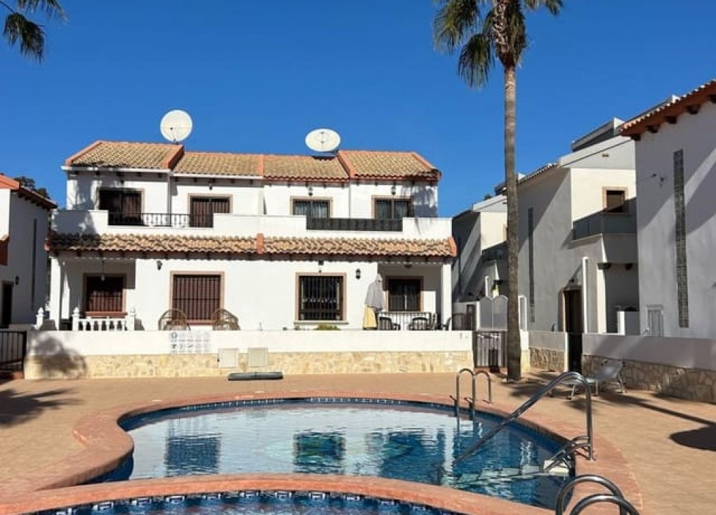 Återförsäljning - Parhus/Radhus - Villamartín