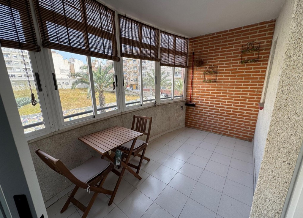 Återförsäljning - Studio - Torrevieja - Playa de los Locos