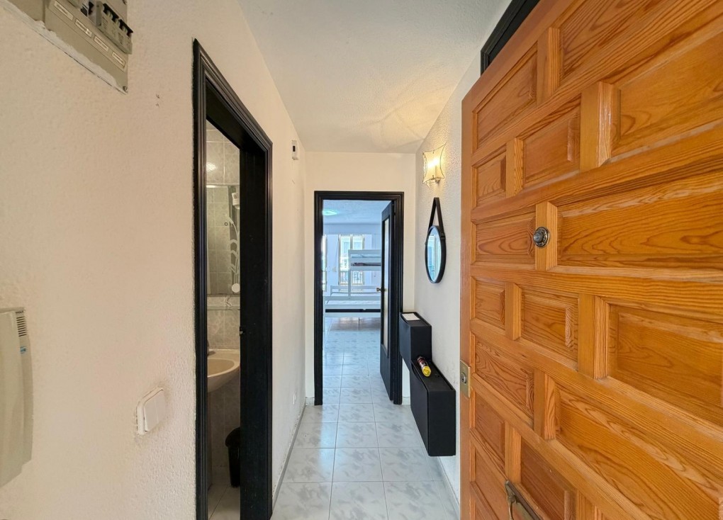 Återförsäljning - Studio - Torrevieja - Playa del Cura