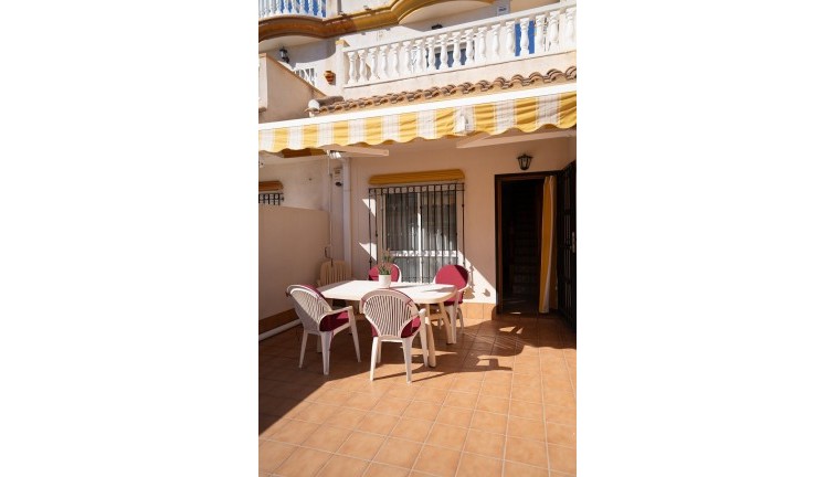 Bungalow - Återförsäljning - Orihuela Costa - Aguamarina