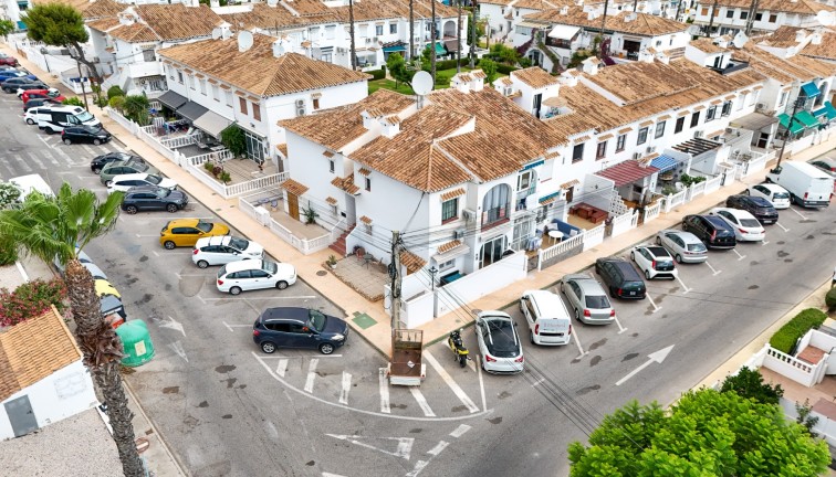 Bungalow - Återförsäljning - Torrevieja - Lago Jardin
