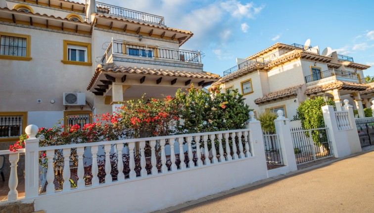 Casa adosada - Reventa - La Zenia - La Zenia
