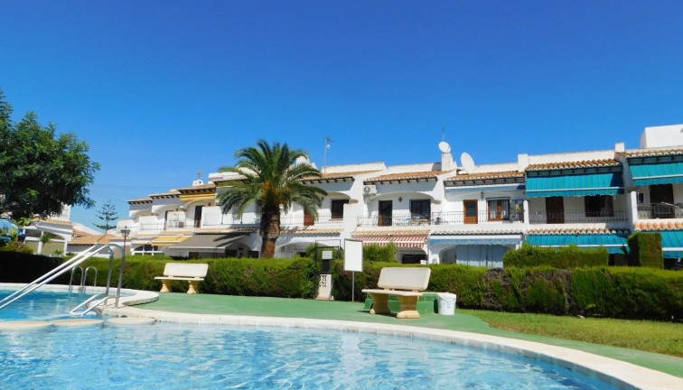 Casa adosada - Reventa - Torrevieja - Lago Jardin