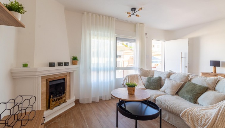 Casa adosada - Reventa - Torrevieja - Los Frutales