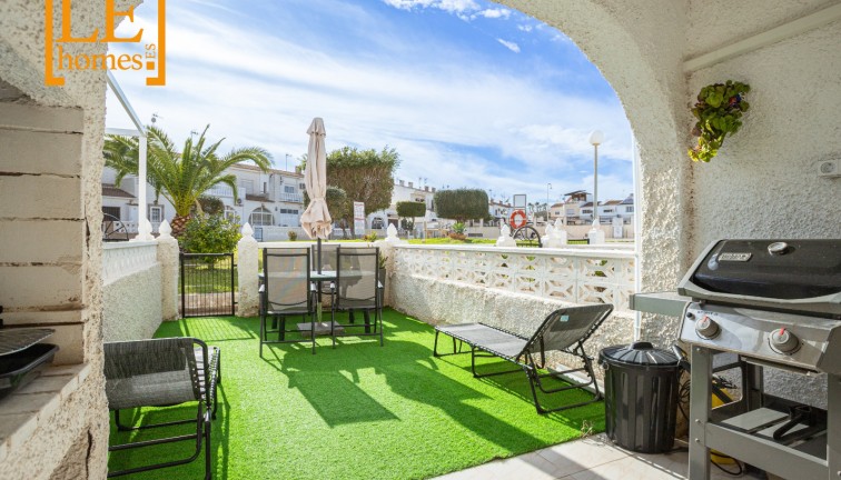 Casa adosada - Reventa - Torrevieja - Nueva Torrevieja