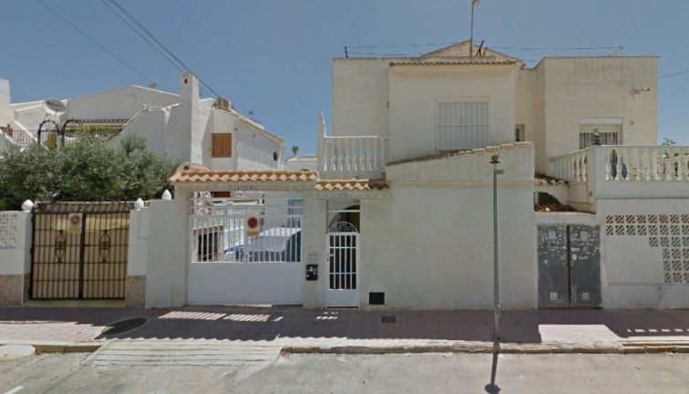 Casa adosada - Reventa - Torrevieja - Torrevieja