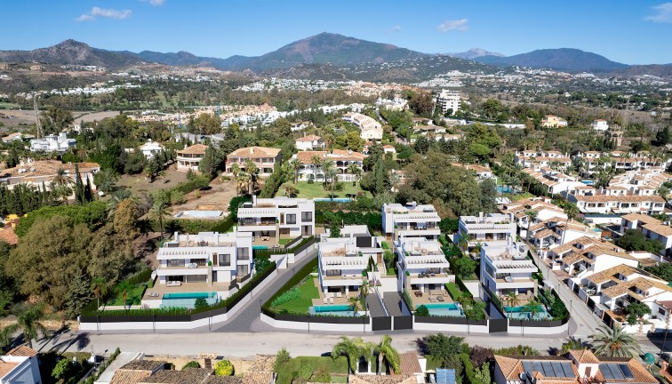Chalet - Obra nueva - Estepona (Málaga) - Spain