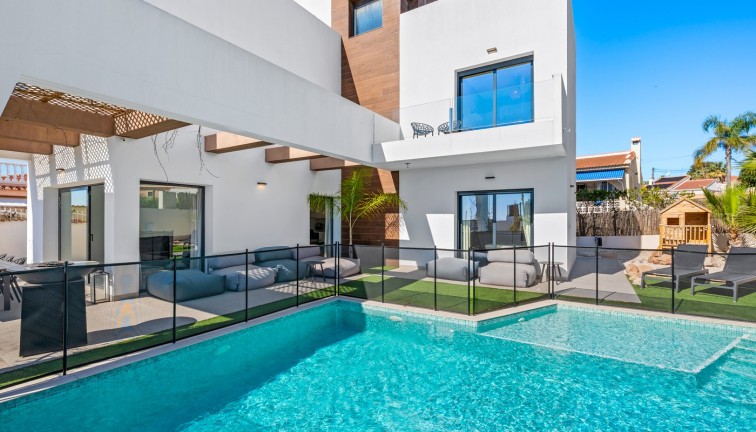 Chalet - Resale - Ciudad quesada - Rojales