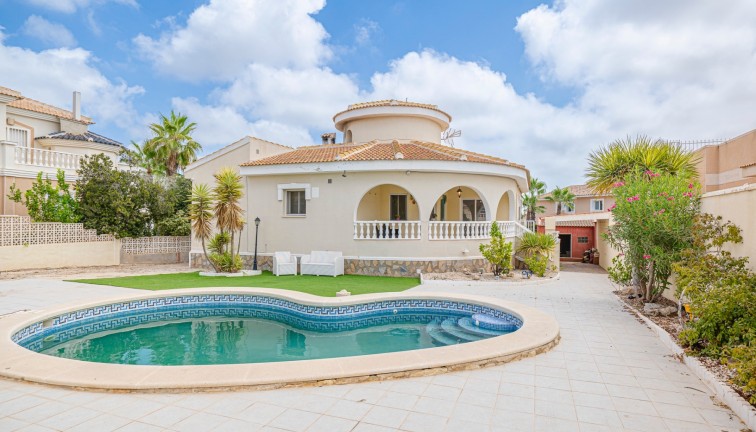Chalet - Resale - Ciudad quesada - Rojales