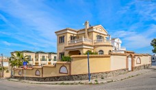 Chalet - Resale - Orihuela Costa - CBW-36936