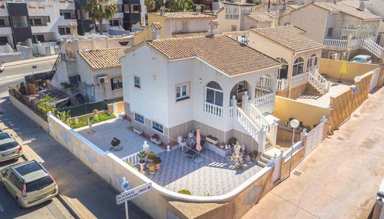 Chalet - Resale - Orihuela Costa - Los Altos