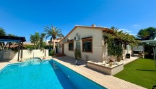 Chalet - Resale - Orihuela Costa - URE-70954
