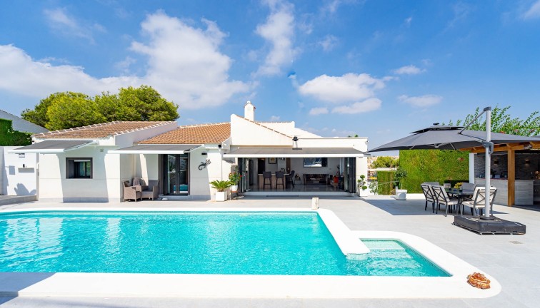 Chalet - Resale - Orihuela Costa - Villamartín