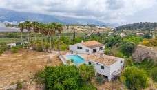 Country estate - Resale - La Nucía - CBB-81403