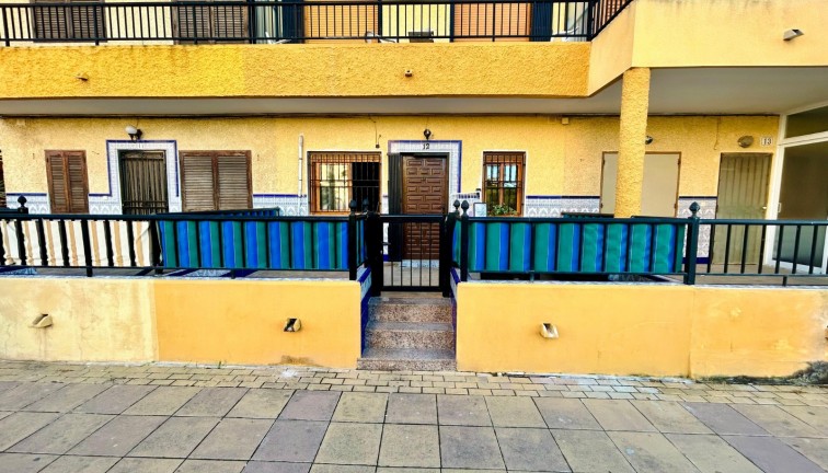 Duplex apartment (två våningar) - Återförsäljning - Torrevieja - LA MATA