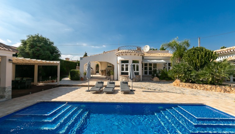 Erillistalo - Jälleenmyynti - Campoamor - Campoamor