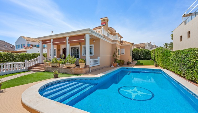 Erillistalo - Jälleenmyynti - Torrevieja - LA MATA