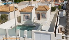 Erillistalo - Jälleenmyynti - Torrevieja - LE-1099