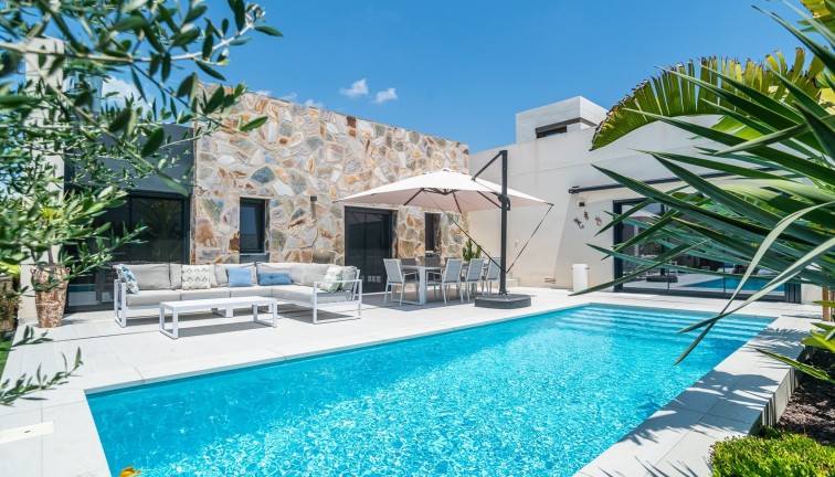 Fristående hus - Återförsäljning - Algorfa - La Finca Golf