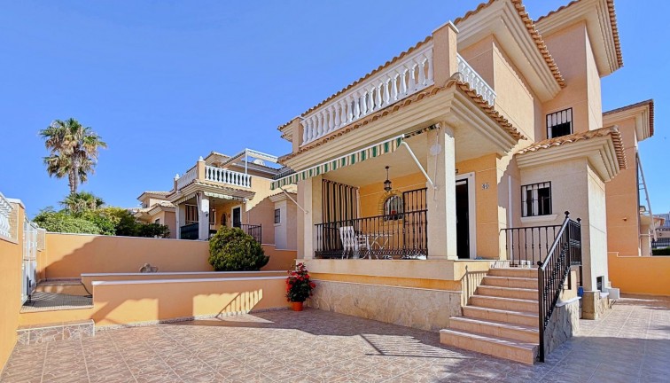 Fristående hus - Återförsäljning - Orihuela - Orihuela Costa