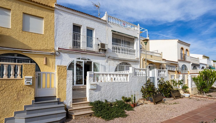 Fristående hus - Återförsäljning - Torrevieja - La Siesta