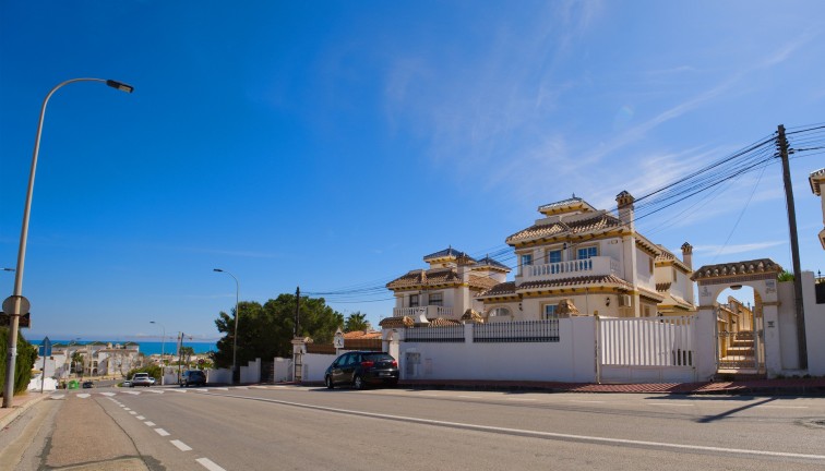 Fristående hus - Återförsäljning - Torrevieja - Torrevieja