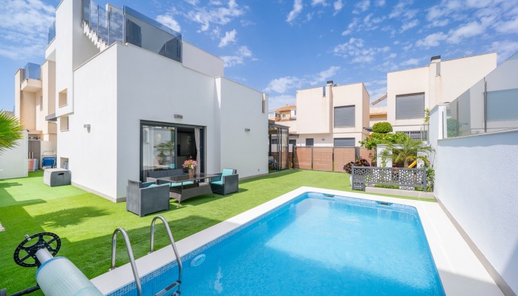 Fristående hus - Återförsäljning - Torrevieja - Torrevieja