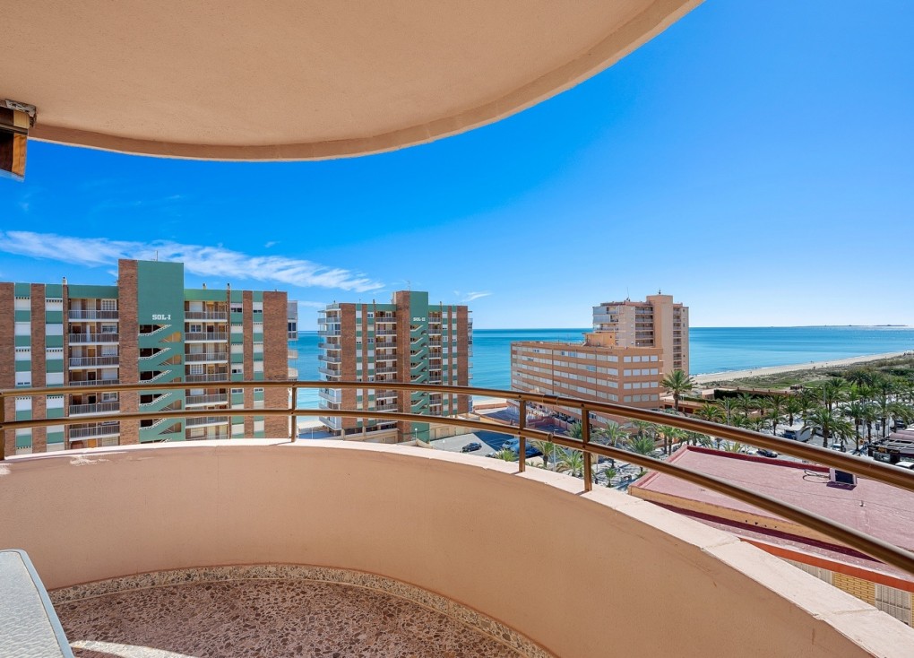 Jälleenmyynti - Asunto - Arenales del Sol - Segunda linea playa