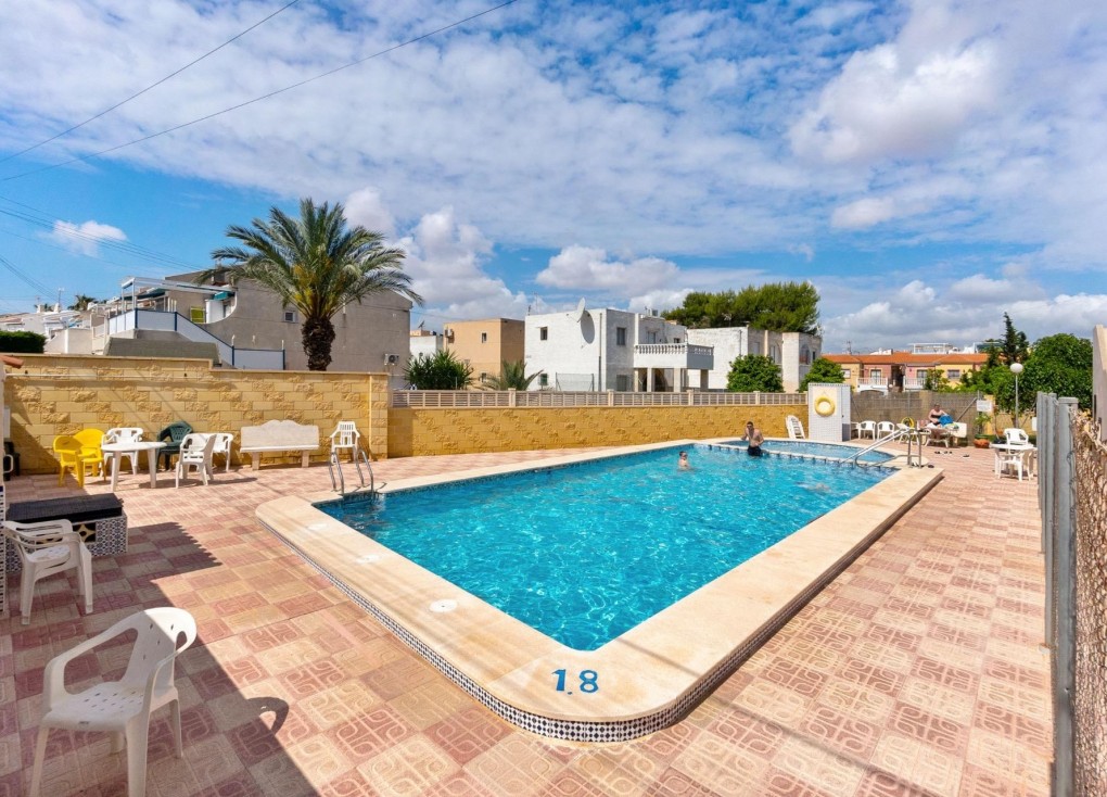 Jälleenmyynti - Asunto - Katutason asunto - Torrevieja - El chaparral