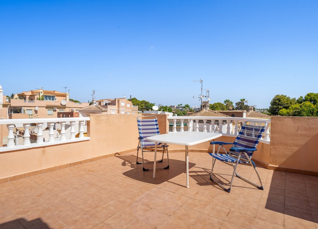 Jälleenmyynti - Asunto - Lomas de Cabo Roig