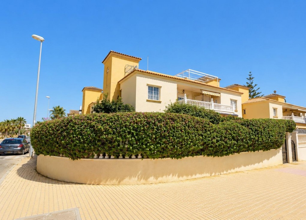 Jälleenmyynti - Asunto - Orihuela Costa - Lomas de Cabo Roig