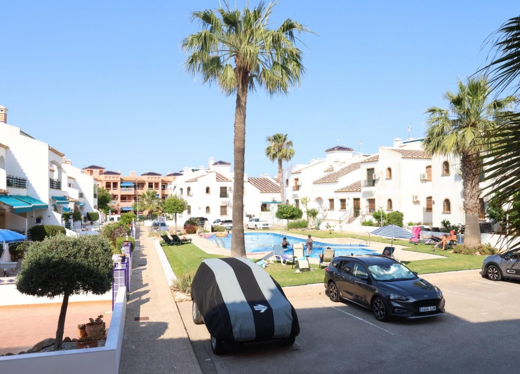 Jälleenmyynti - Asunto - Orihuela Costa - PAU 8