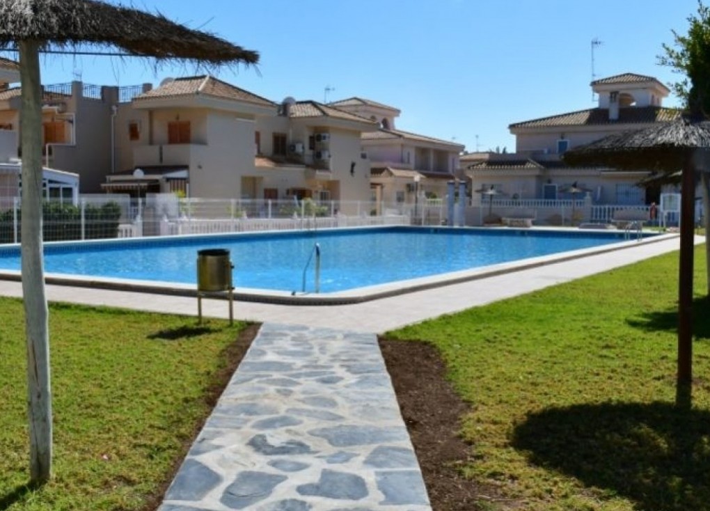 Jälleenmyynti - Asunto - Orihuela Costa - Playa Flamenca