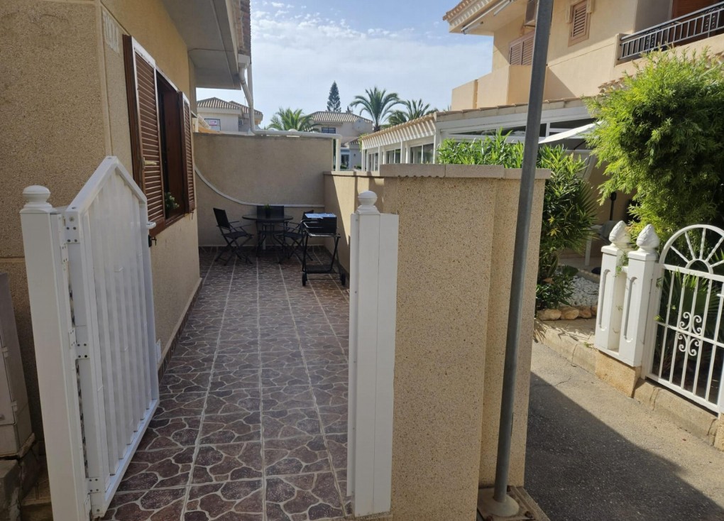 Jälleenmyynti - Asunto - Orihuela Costa - Playa Flamenca