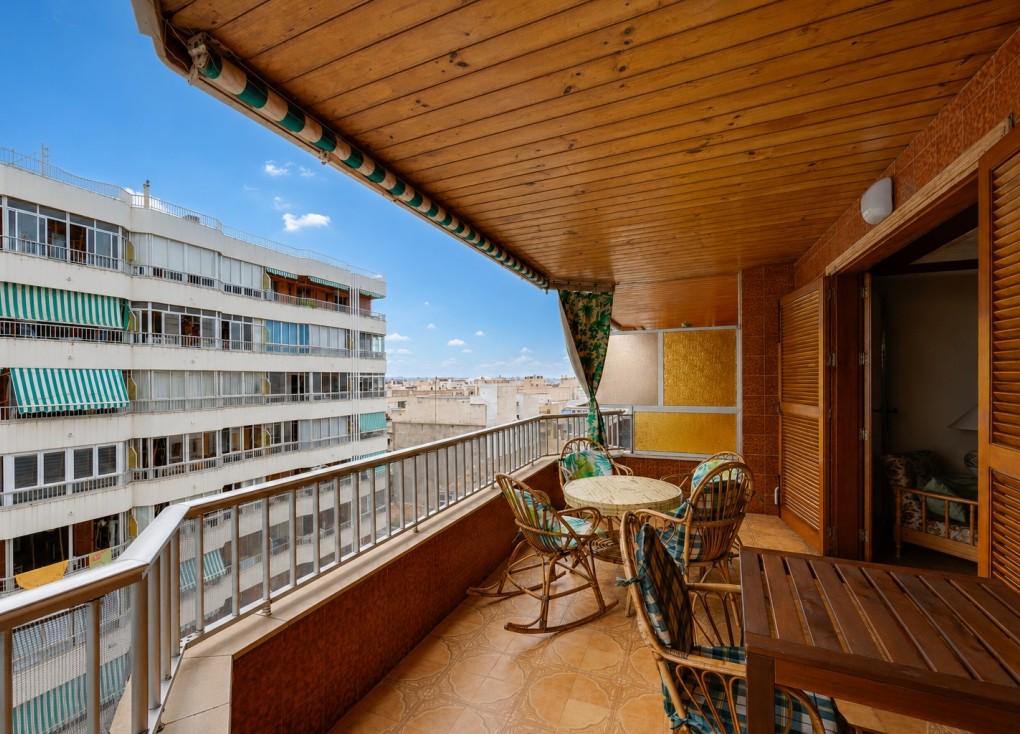 Jälleenmyynti - Asunto - Torrevieja - Acequion