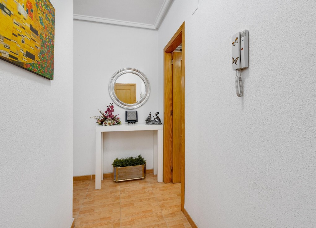 Jälleenmyynti - Asunto - Torrevieja - Acequion